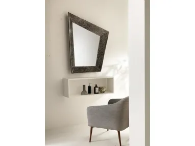 Specchio Diamond con rivestimento della cornice in tessere di pietra fossile di Stones