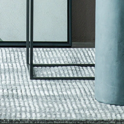 Tappeto Line di Adriani e Rossi