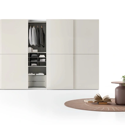 Armadio Ardecò Forte laccato lucido Platino di Spagnol Mobili