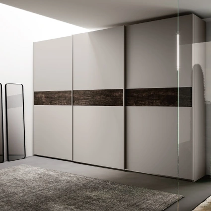 Armadio Folk con tre ante scorrevoli di Imab