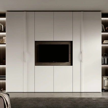 Armadio Soffio in laccato bianco opaco e noce moro di Imab