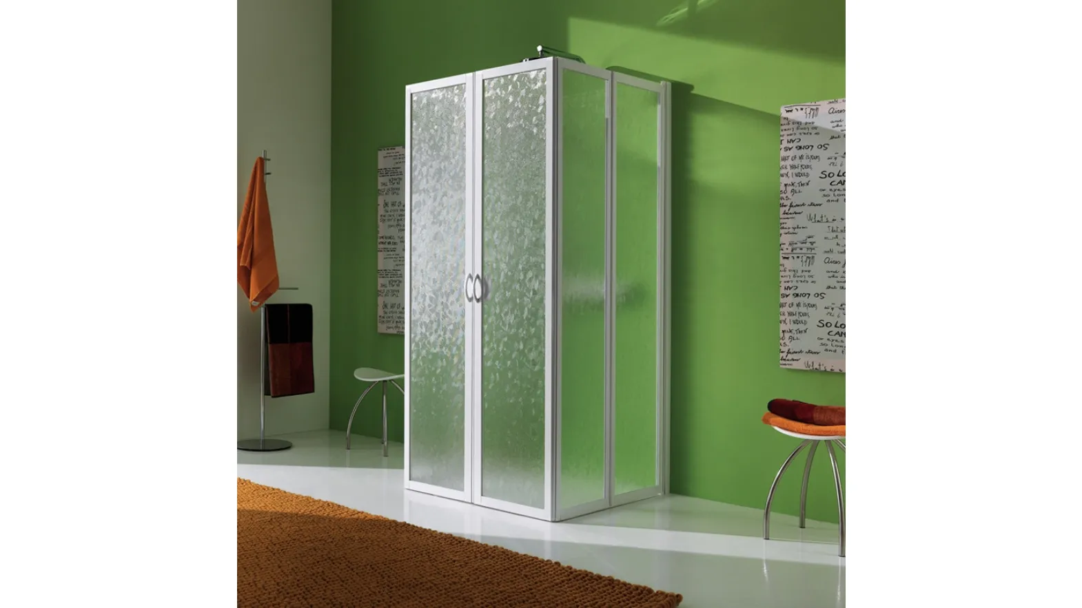 Box Doccia in polystyrene con antine a soffietto ripiegabili sia all'interno che all'esternoDinamica Flex di Samo