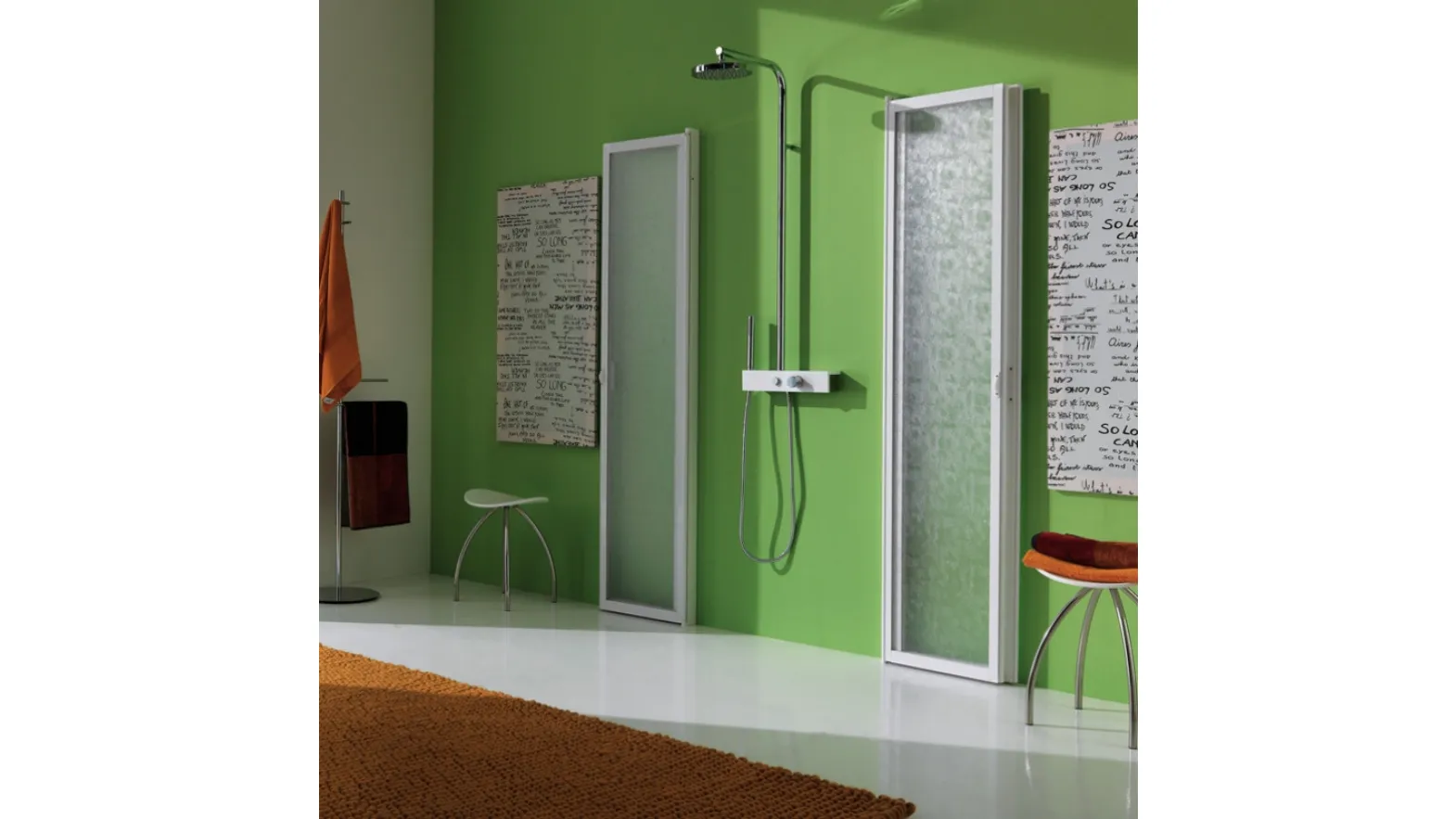 Box Doccia in polystyrene con antine a soffietto ripiegabili sia all'interno che all'esterno Dinamica Flex di Samo