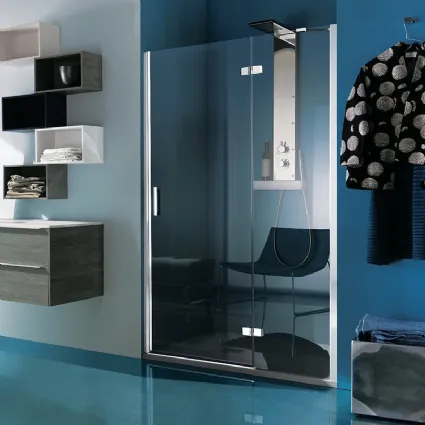 Box Doccia con porta battente apribile verso l'esterno e profili in alluminio Eccelsa Grand Polaris di Samo