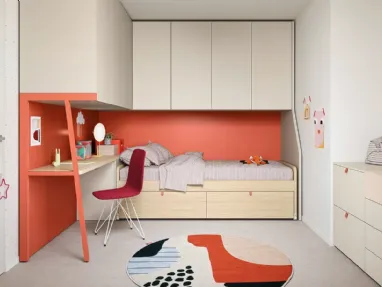 Cameretta a ponte con scrivania Kids space 26 in melaminico di Nidi