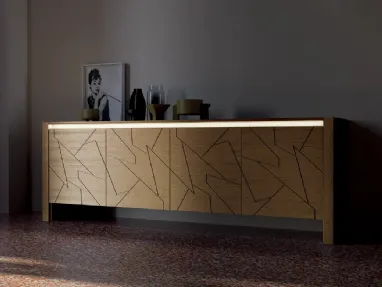Madia Diagona Art 1753 in legno intagliato laccato tortora con illuminazione di Fratelli Mirandola