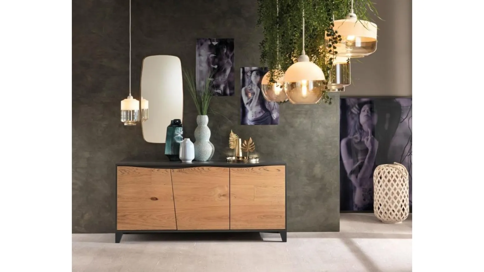 Madia Rea in impiallacciato rovere crudo con struttura in melaminico di Stones