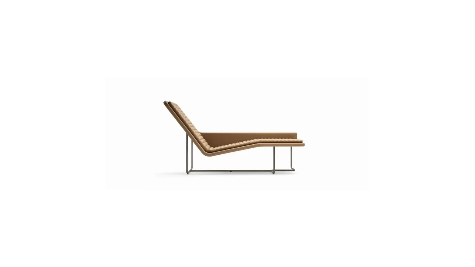 Poltroncina Chaise Longue in pelle con struttura in metallo Origami di Ditre Italia