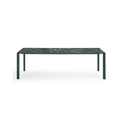 Tavolo Akashi in ceramica di Midj