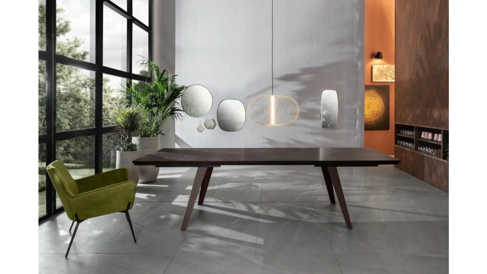 Tavolo allungabile in rovere termocotto con gambe in metallo Scott di Stones