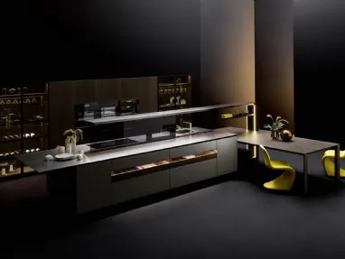 Cucina Design con isola Nautila 02 in laccato iron quartz e top in acciaio inox satinato di Arrital