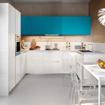 Cucina Moderna angolare in laccato opaco bianco e oceano con top in pietra composita Maryland 06 di Spagnol Cucine