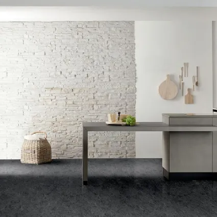 Cucina Moderna angolare in gres cement e Fenix Venetia 01 di Spagnol Cucine