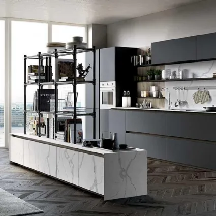 Cucina Moderna lineare in laccato opaco antracite e top in HPL Calacatta Vivere Italia 02 di Spagnol Cucine
