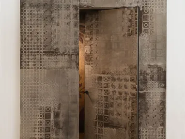 Porta battente di design per interni Boisè in legno di Albed