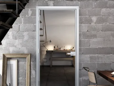 Porta battente per interni in vetro con telaio in alluminio Quies di Albed